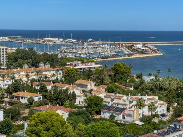 Продажа квартиры на Piso en Les Rotes/Las Rotas, Denia, Дения
thumbnail 1