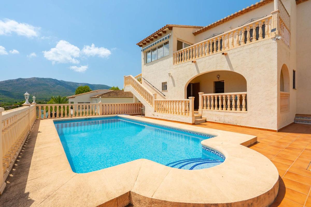 Продажа отдельного шале в  Casa o chalet en Jalón, Халон photo 3