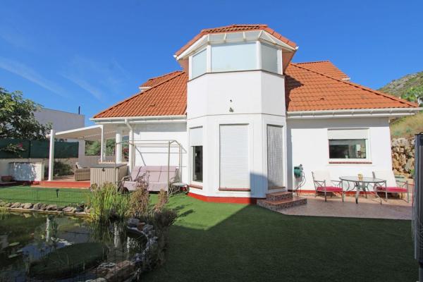 Частный шале на продаже в Casa o chalet en Jalón, Халон photo 1