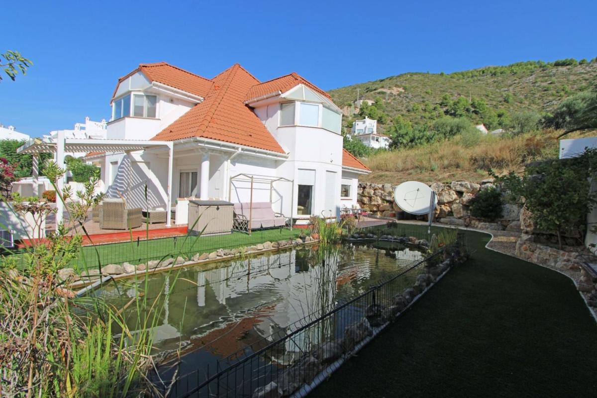 Продажа отдельного шале в  Casa o chalet en Jalón, Халон photo 2