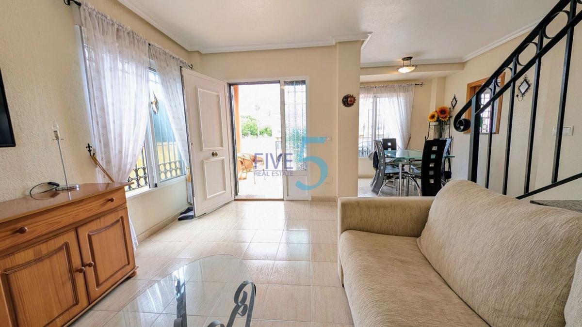 Продажа отдельного шале в Casa o chalet en Daya Nueva, Дая Нueva photo 4