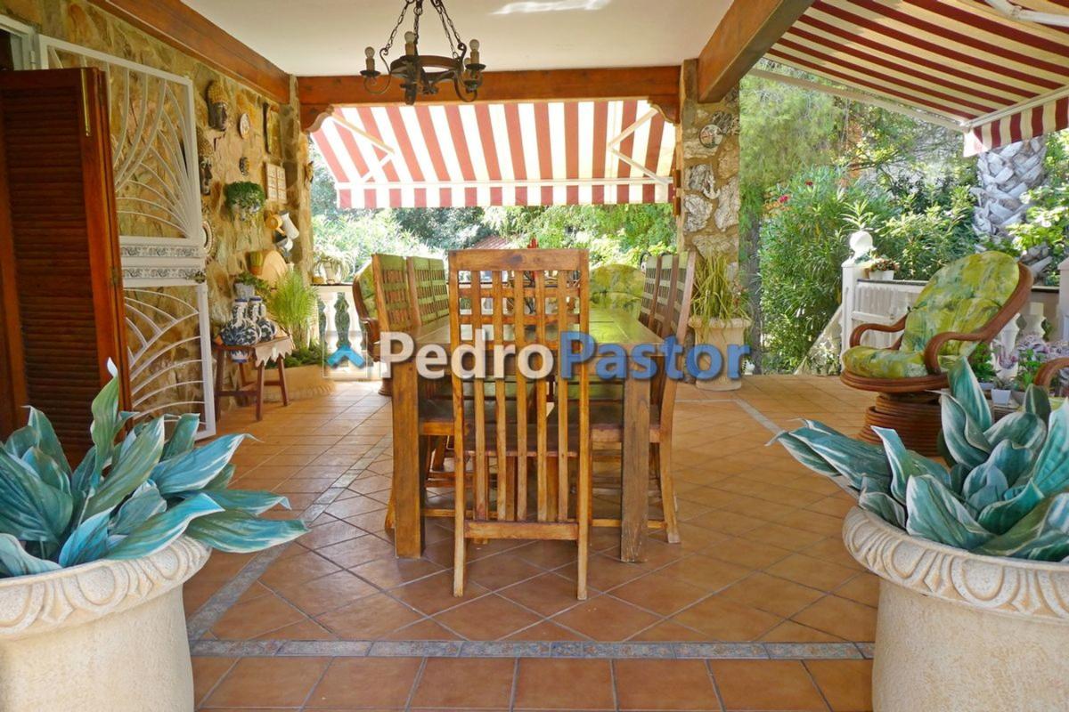 Properties for sale and rent in Spain photo 4