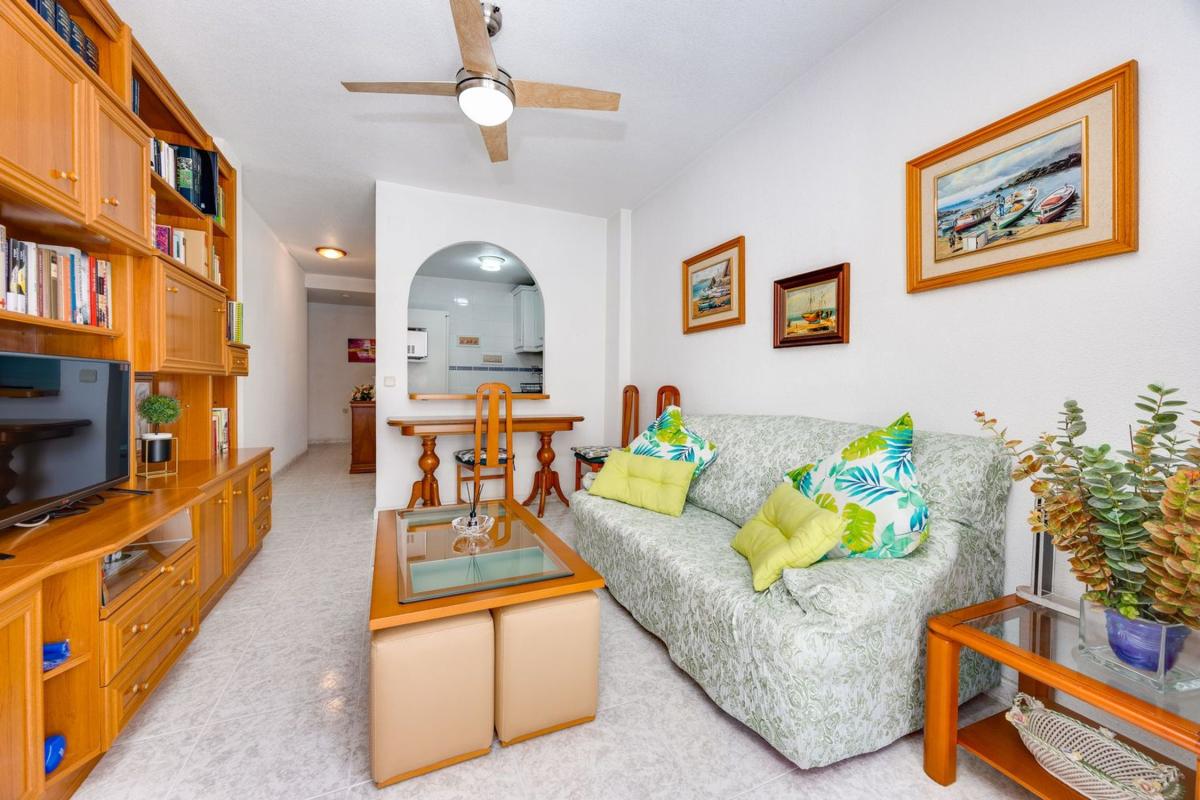 Venta de piso en Piso en Mar Baltico, 44, Playa de los Locos, Torrevieja, Torrevieja
photo 3