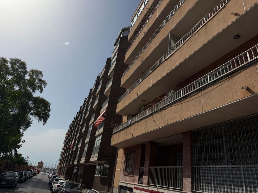 Продажа квартиры на Piso en Avenida Doctor Gregorio Marañón, 31, El Acequión, Torrevieja, Торревьеха
photo 4