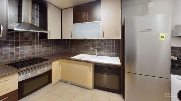 Продажа квартиры на Piso en Maximilia Thous, Plaza Crevillente-Juzgados, Elche / Elx, Эльче / Эльх
thumbnail 1
