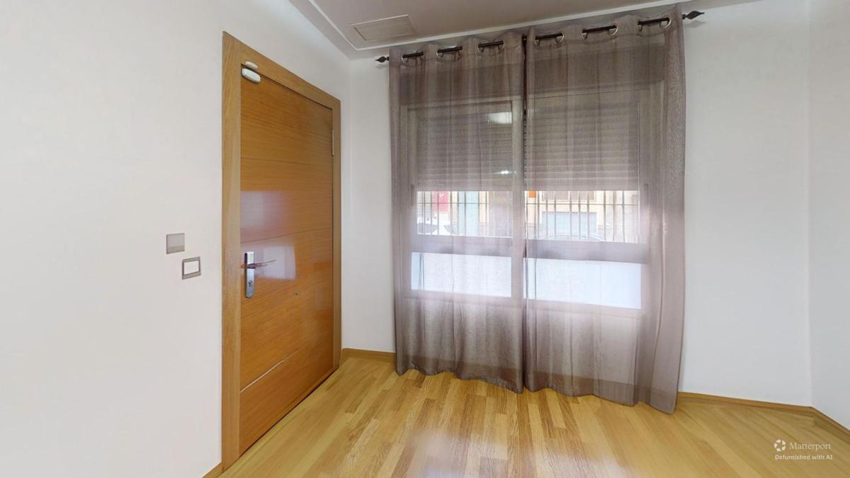 Продажа квартиры на Piso en Maximilia Thous, Plaza Crevillente-Juzgados, Elche / Elx, Эльче / Эльх
photo 5