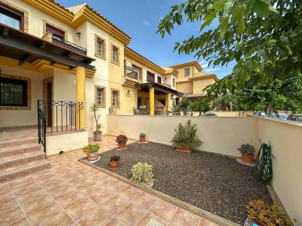 Chalet adosado en Calle Pegaso, Zona Pueblo, Pilar de la Horadada photo 1