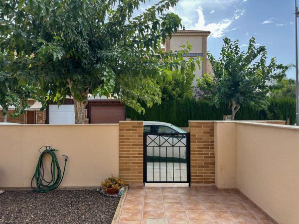 Chalet adosado en Calle Pegaso, Zona Pueblo, Pilar de la Horadada photo 4