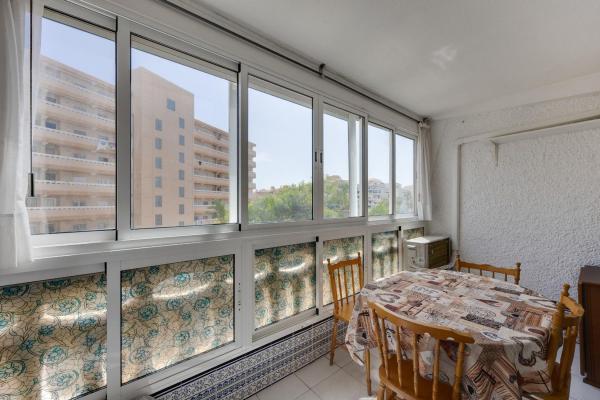 Venta de piso en Piso en Avenida Suecos, 26, Los Europeos, Torrevieja, Torrevieja
thumbnail 3