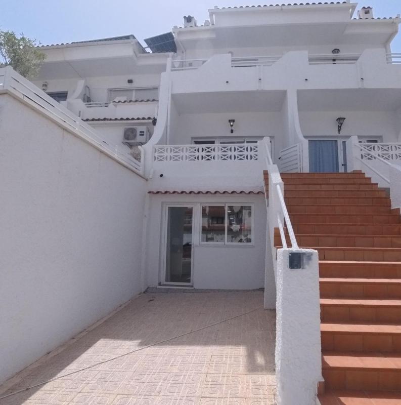 Venta de chalet adosado en Chalet adosado en Colonia Escandinavia-Cautivador, Alfaz del Pi , Alfaz del Pi photo 2