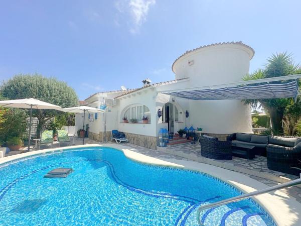Chalet independiente en venta en Casa o chalet en Els Poblets, Els Poblets
 photo 1