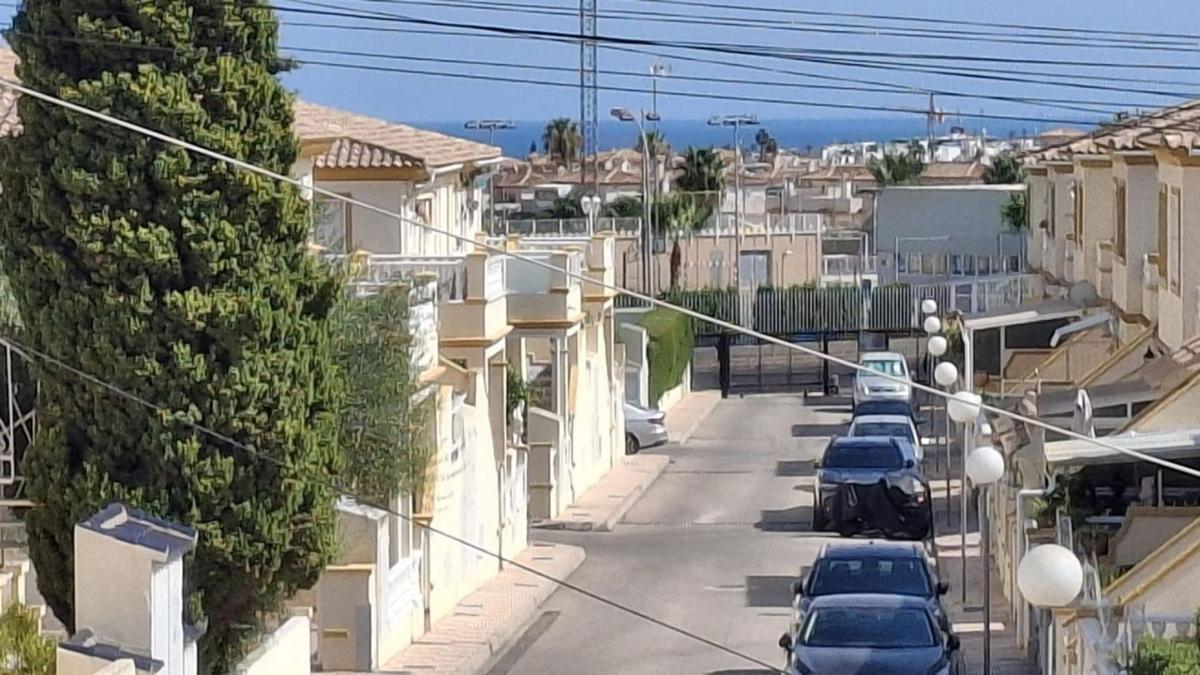 Venta de chalet adosado en Chalet adosado en La Chismosa, Orihuela , Orihuela photo 3