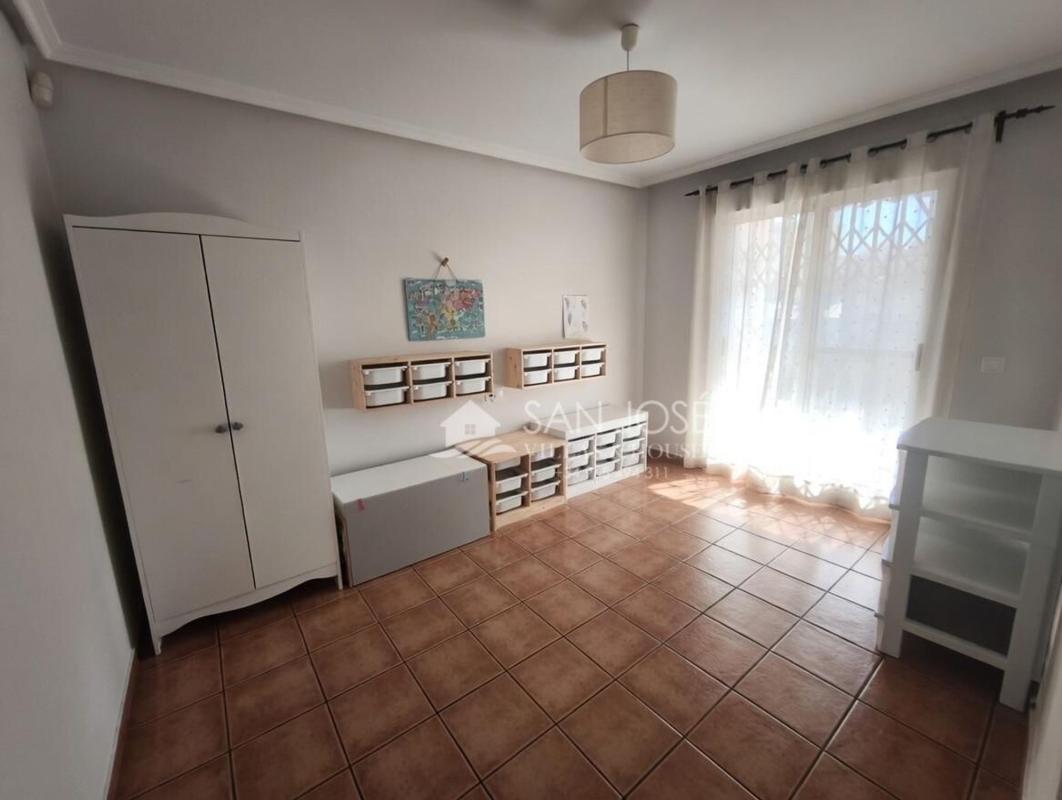 Sprzedaż mieszkania w Piso en San Juan, Aspe, Aspe
 photo 5