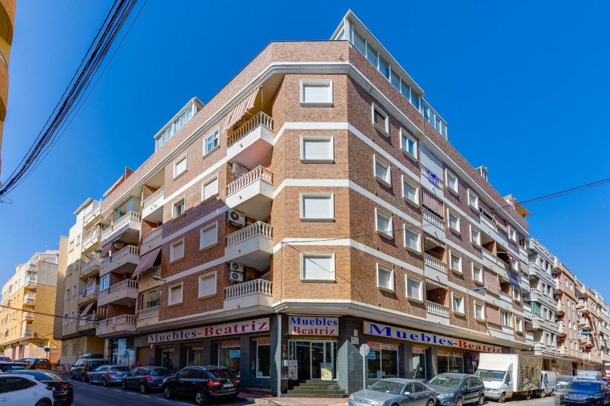 Sale of apartment in Piso en Avenida Habaneras - Curva de Palangre, Torrevieja, Torrevieja
photo 1