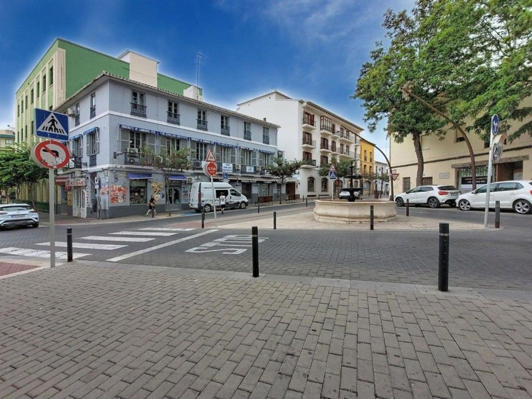 Sprzedaż mieszkania w Piso en Calle de Fora Mur, 8, Centro Urbano, Denia, Dénia
photo 1