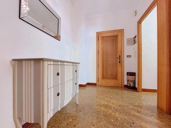 Продажа квартиры на Piso en Calle de Fora Mur, 8, Centro Urbano, Denia, Дения
thumbnail 1