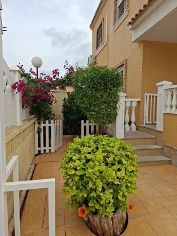 Chalet pareado en Calle Tarancon, 26, Lo Marabú, Rojales photo 1