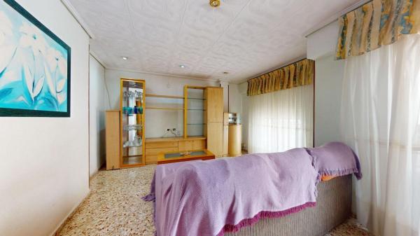 Продажа квартиры на Piso en Calle Vicente Alonso Pere, 7, Reina Victoria-Miguel Hernández, Elche / Elx, Эльче / Эльх
thumbnail 2