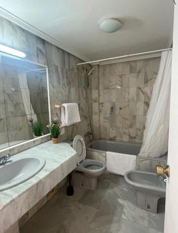 Продажа квартиры на Piso en Calle Noreña, 2, Playa de Poniente, Benidorm, Бенидорм
 photo 3