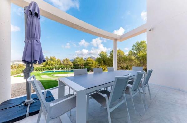 Independent chalet for sale in Casa o chalet en Petrer, Petrer
 photo 3
