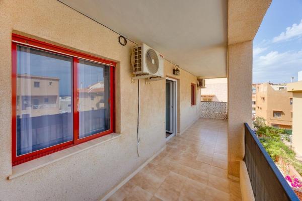 Ático en venta en  Ático en Avenida de Francia, 42, Los Europeos, Torrevieja, Torrevieja photo 4