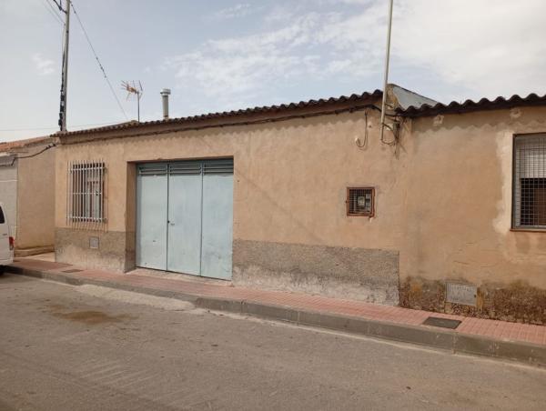 Chalet wolnostojący na sprzedaż w Casa o chalet en Calle Maestro Serrano, Salinas, Salinas thumbnail 2
