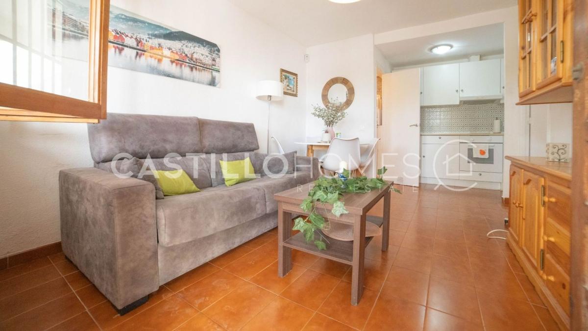 Sprzedaż niezależnego domku jednorodzinnego w  Casa o chalet en La Siesta - El Salado - Torreta, Torrevieja, Torrevieja photo 2