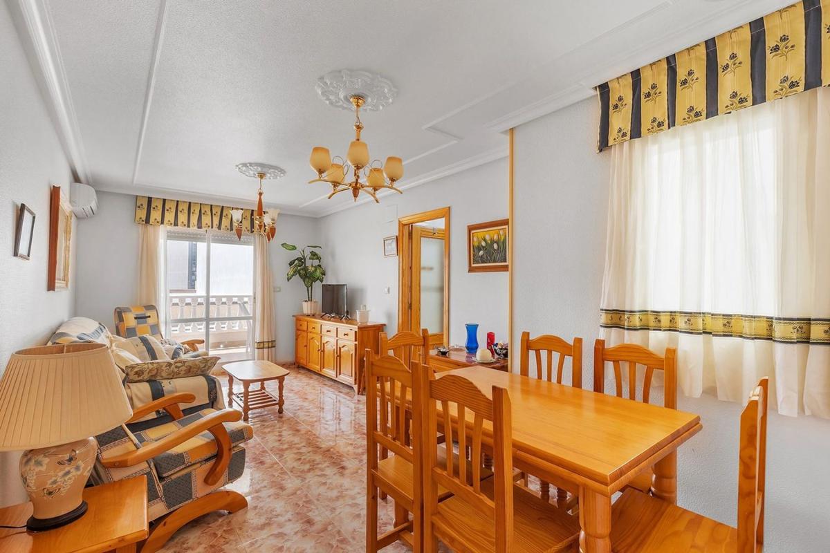 Продажа квартиры на Piso en Gaspar Perrelló, Torrevieja, Торревьеха
photo 3