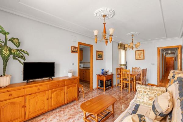 Venta de piso en Piso en Gaspar Perrelló, Torrevieja, Torrevieja
 photo 4