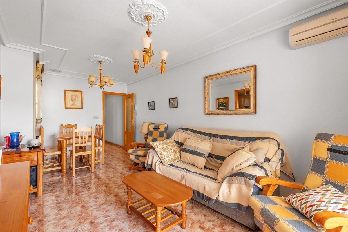 Продажа квартиры на Piso en Gaspar Perrelló, Torrevieja, Торревьеха
photo 5