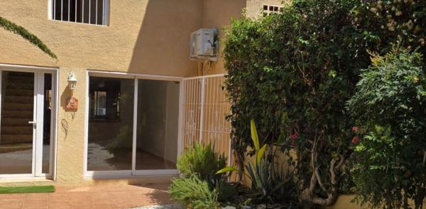 Chalet adosado en L'Albir, Alfaz del Pi thumbnail 2