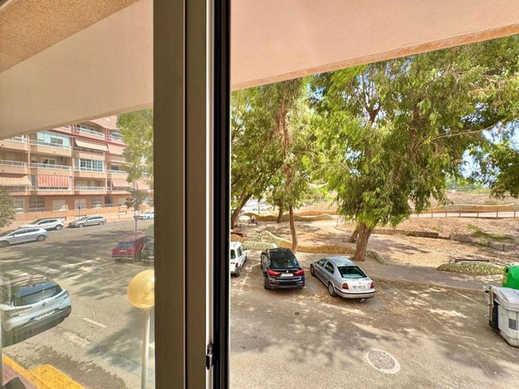 Properties for sale and rent in Spain photo 5