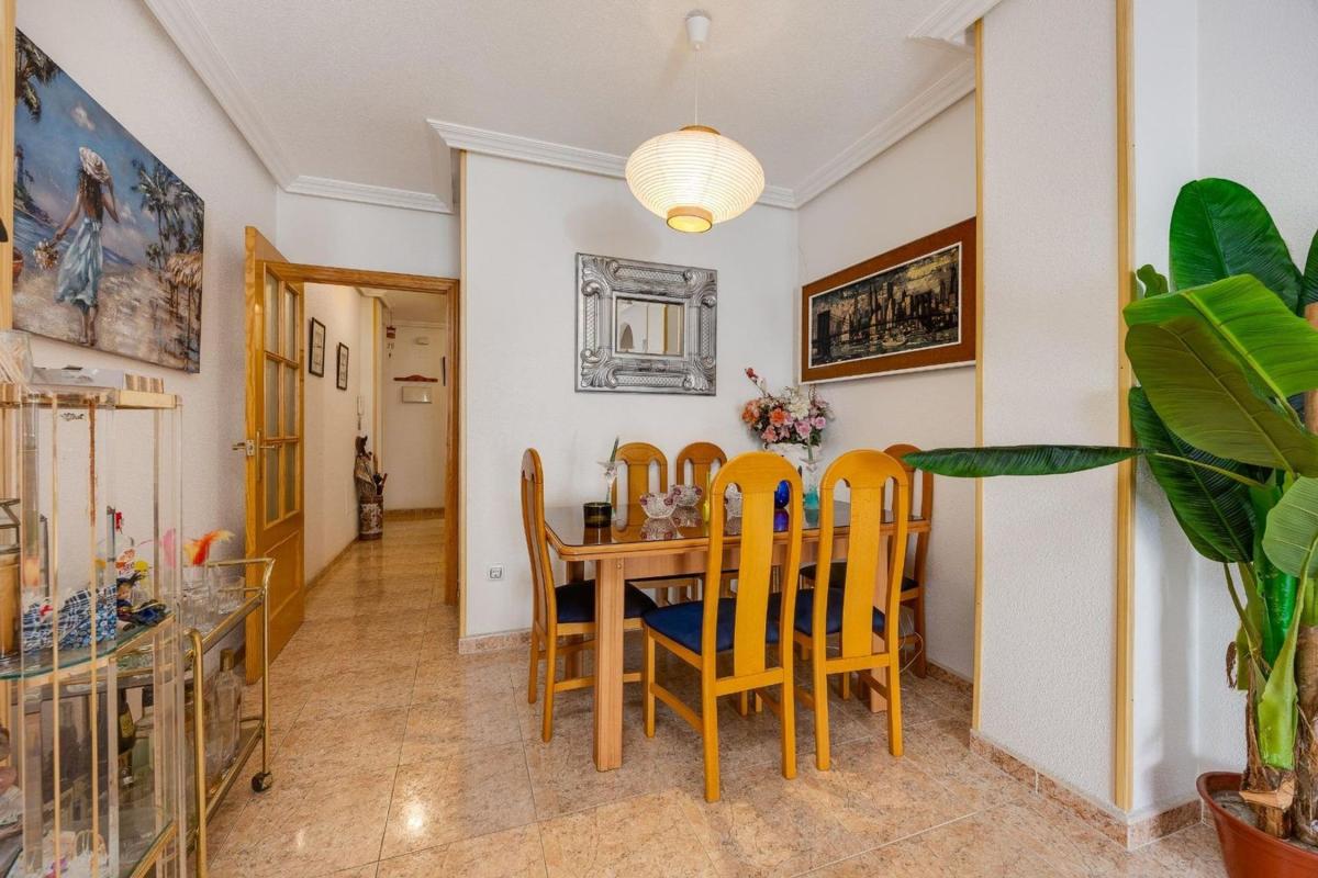 Sale of apartment in Piso en Avenida Habaneras - Curva de Palangre, Torrevieja, Torrevieja
photo 4