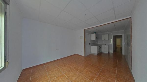 Продажа квартиры на Piso en Calle Antonio Pascual Quiles, Pont Nou-Corazón de Jesús, Elche / Elx, Эльче / Эльх
thumbnail 1