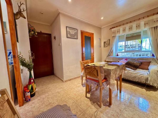 Продажа квартиры на Piso en Calle Francisco Tomás y Valiente, Carrús Este, Elche / Elx, Эльче / Эльх
thumbnail 1