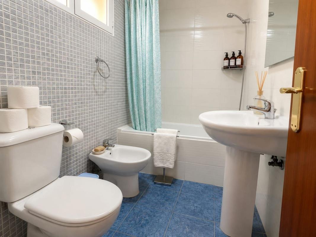 Продажа квартиры на Piso en Avenida Juan Fuster Zaragoza, Zona Rincón Bajo, Benidorm, Бенидорм
photo 5
