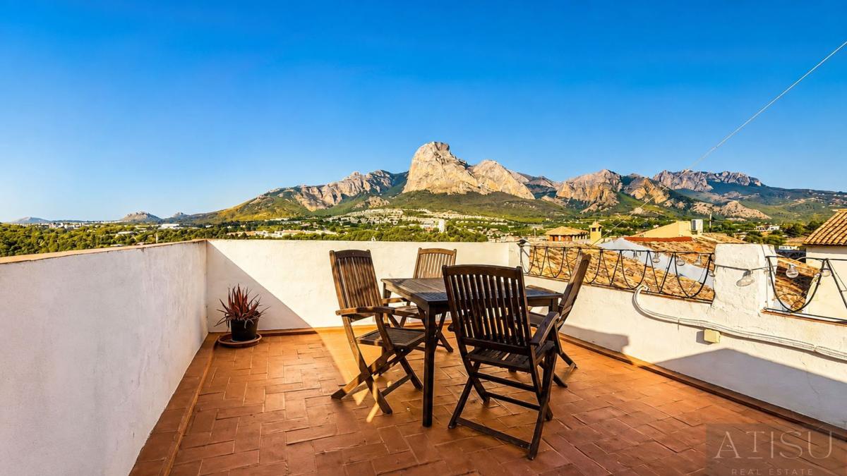 Propiedades en venta y alquiler en España photo 2
