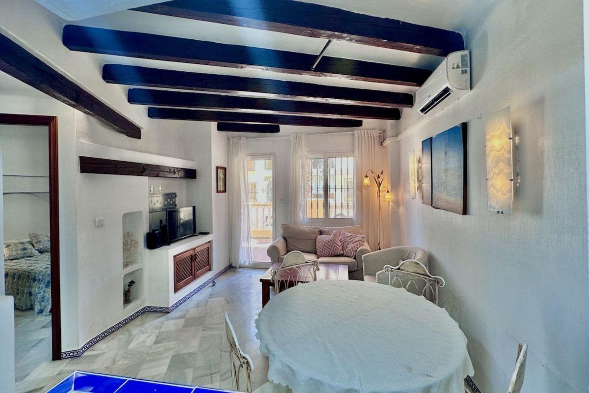 Venta de piso en Piso en Calle Poeta Rabindranath Tagore, 18, Zona los Frutales, Torrevieja, Torrevieja
 photo 2