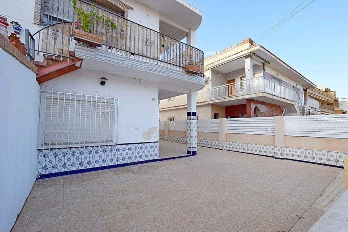 Sale of apartment in Piso en El Mojón, Pilar de la Horadada, Pilar de la Horadada
photo 5