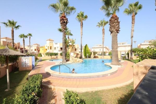 Casa o chalet independiente en Los Balcones - Los Altos del Edén, Torrevieja photo 1