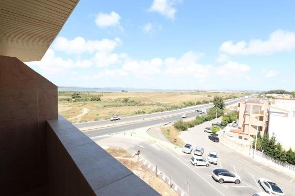 Venta de piso en Piso en Gaspar Perrelló, Torrevieja, Torrevieja
 photo 2