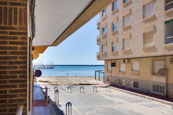 Sprzedaż mieszkania w Piso en El Acequión, Torrevieja, Torrevieja
 photo 1