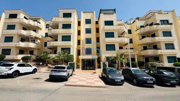 Sprzedaż mieszkania w Piso en Lomas de Campoamor, Orihuela, Orihuela
photo 1