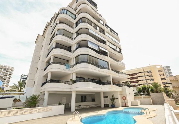 Sale of flat in Piso en Calle Holanda, Playa Arenal-Bol, Calpe, Calpe
photo 1
