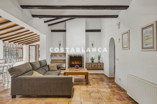 Independent chalet for sale in Casa o chalet en Calle el Ginjoler, La Fustera, Benissa, Benissa thumbnail 2
