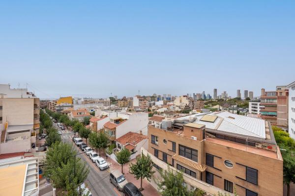 Продажа квартиры на Piso en Pueblo Poniente, Benidorm, Бенидорм
 photo 1