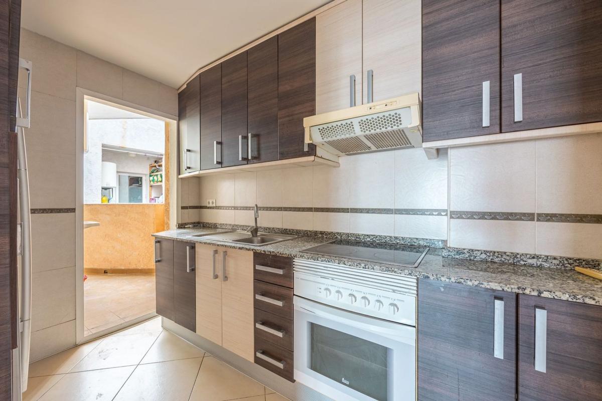 Продажа квартиры на Piso en Pueblo Poniente, Benidorm, Бенидорм
 photo 4