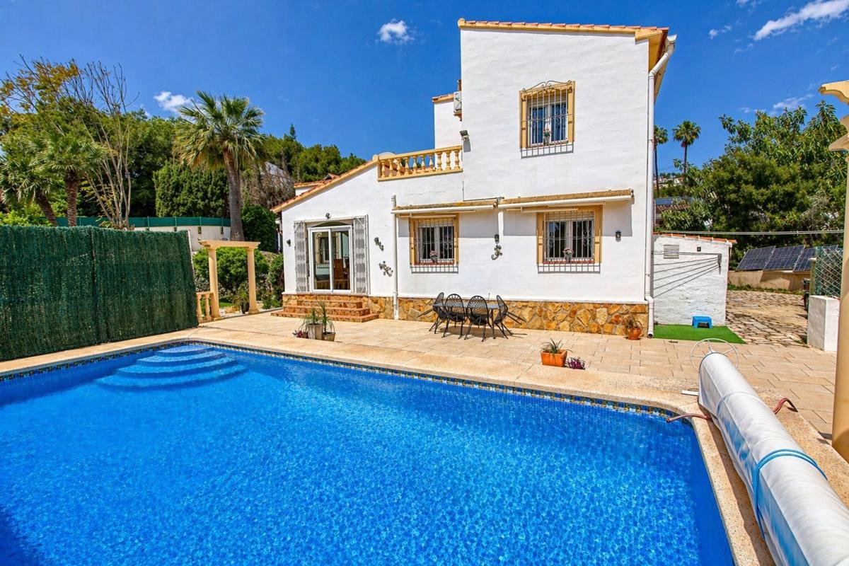 Properties for sale and rent in Spain photo 1