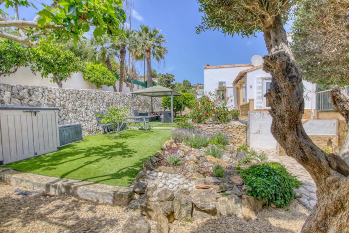 Properties for sale and rent in Spain photo 5