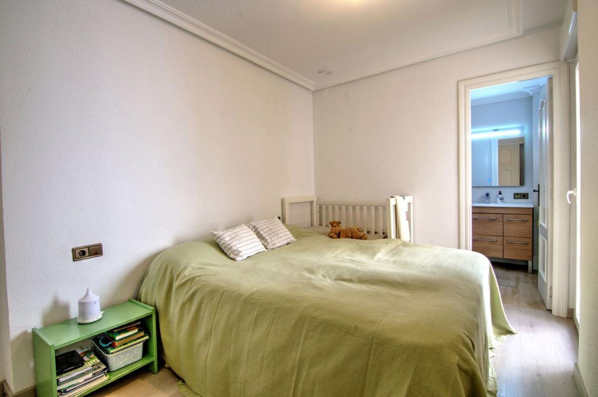 Venta de piso en Piso en Calle Antonio Pascual Quiles, Reina Victoria-Miguel Hernández, Elche / Elx, Elche / Elx
 photo 5